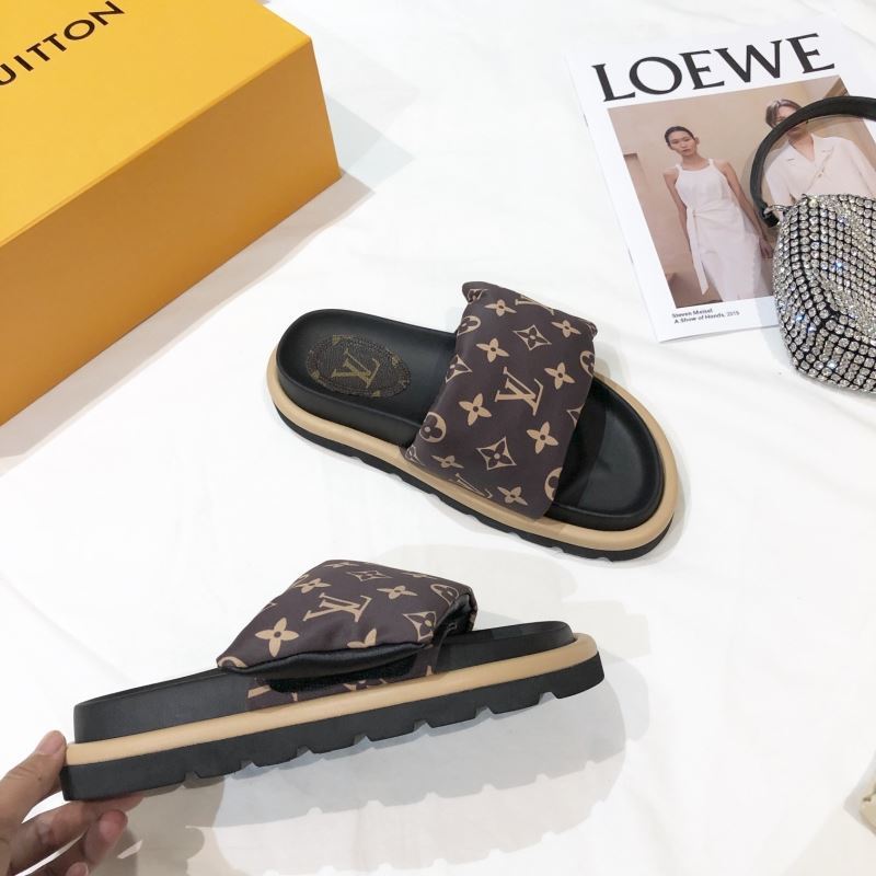 Louis Vuitton Slippers